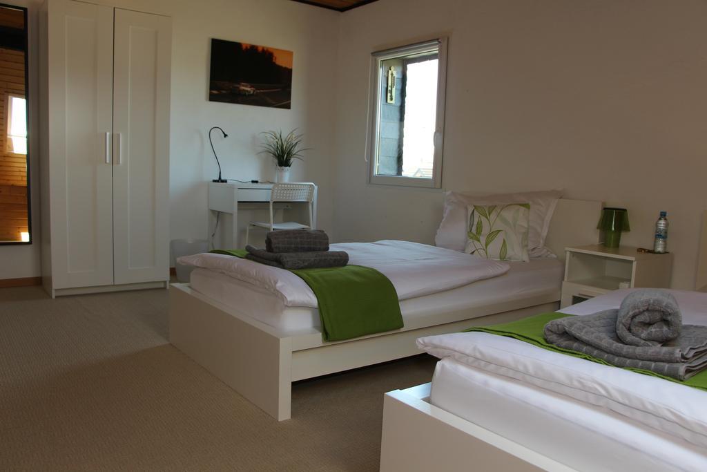 Big Ben'S Guesthouse Mullenbach ภายนอก รูปภาพ